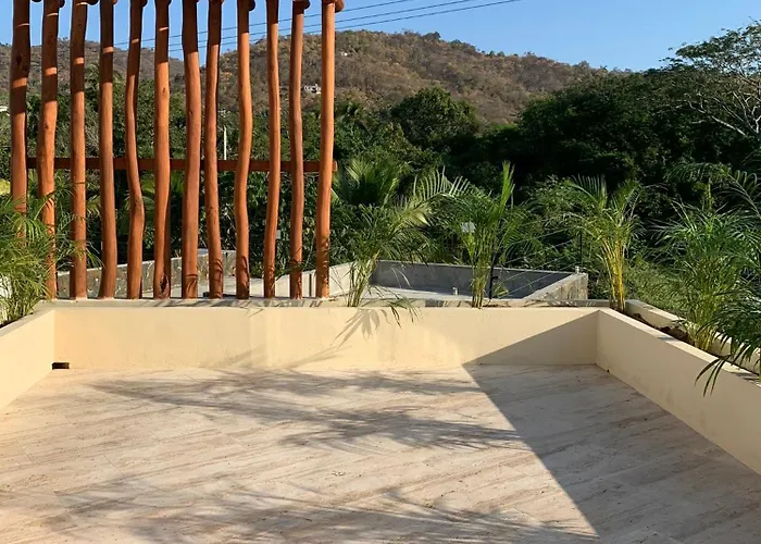 Luana Suites- Koya Zihuatanejo